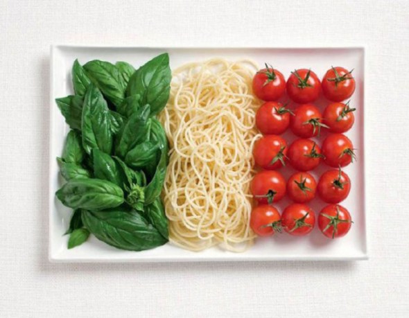 italy-flag-made-from-food-600x468-650x506