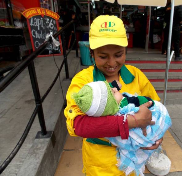 545930_354509984684592_2071589832_n