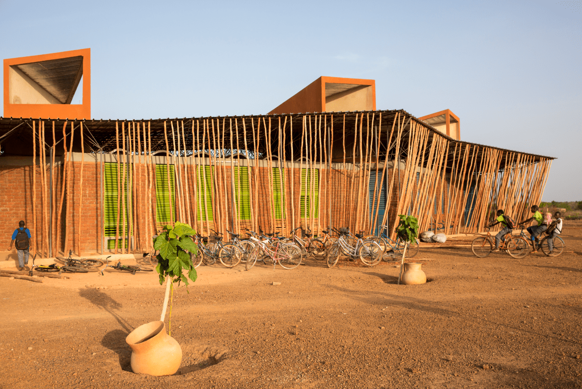 francis-kere-radically-simple-exhibition-lycee-schorge-school-in-koudougou-by-daniel-schwartz